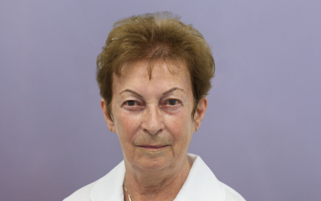 Dr. Manyák Erzsébet