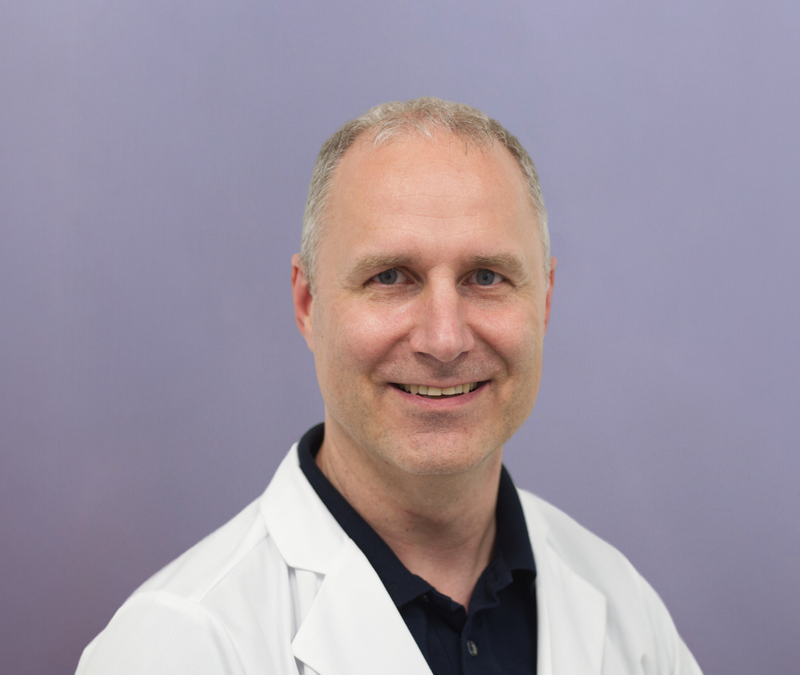 Dr. Neuwirth Tamás